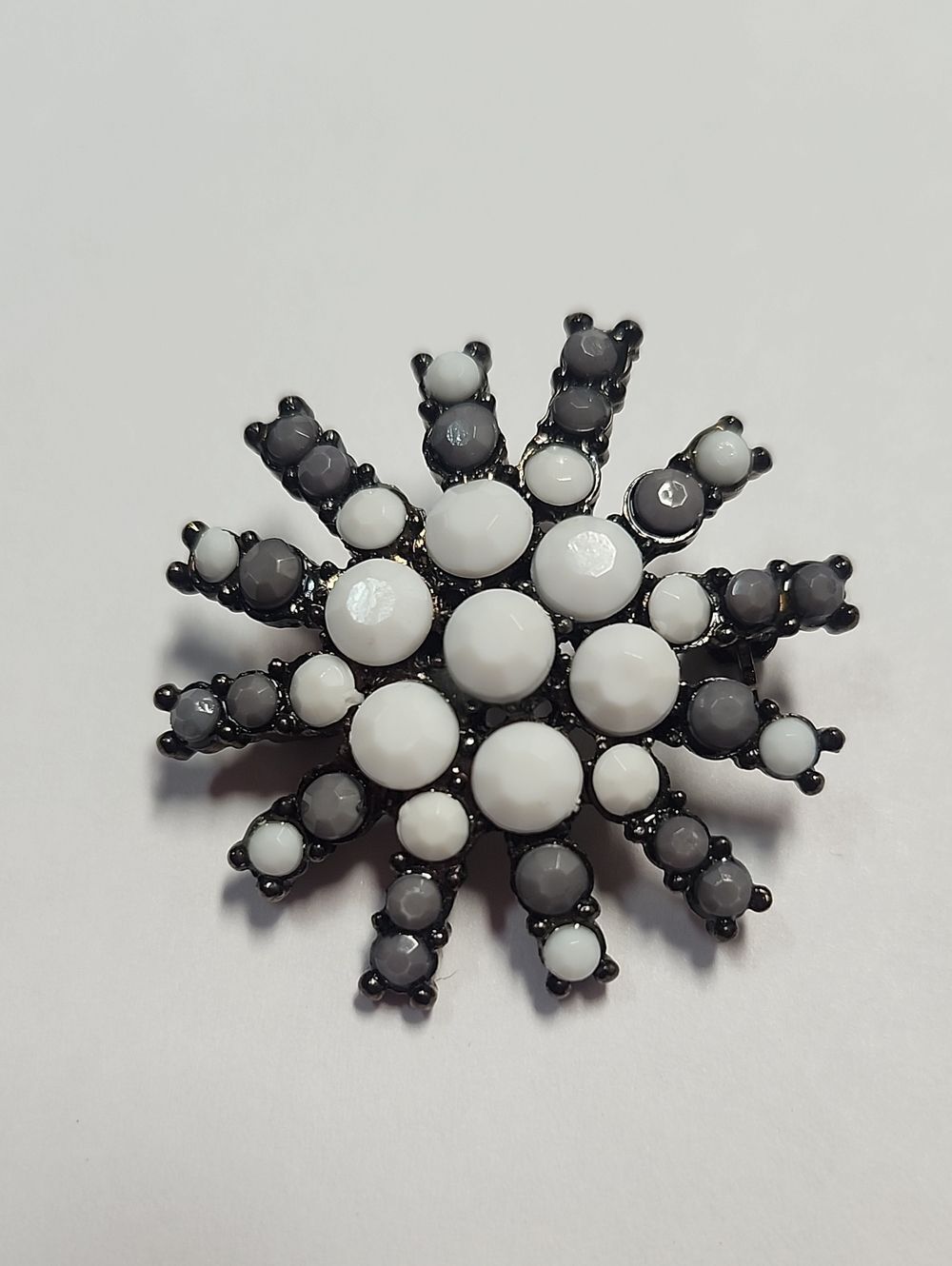 Vintage Monochrome Starburst Brooch White And Gray
